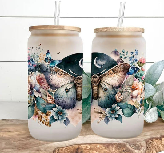 Glasstumblr mit Mottendesign